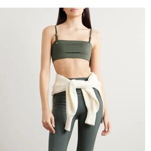 Alo Yoga Thrill Seeker sports bra in green size S